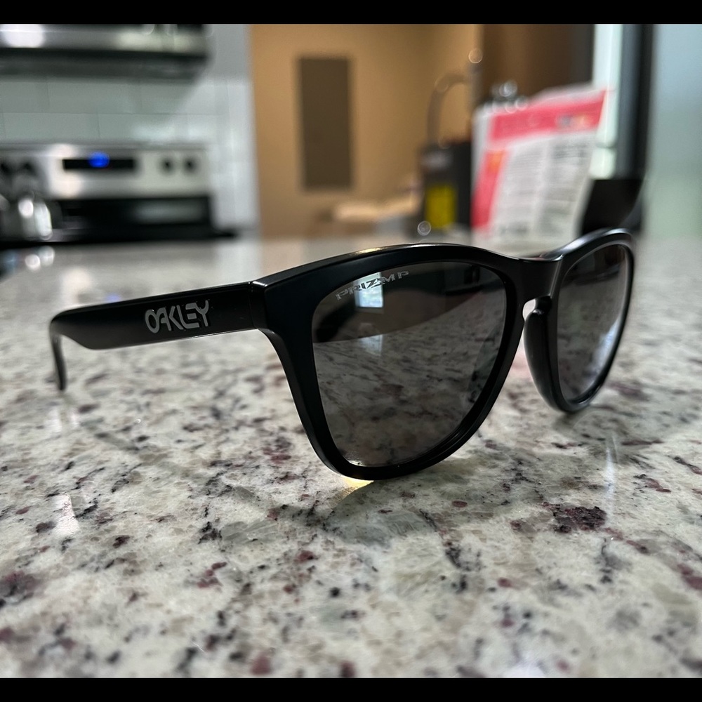 Oakley Frogskins Sunglasses
